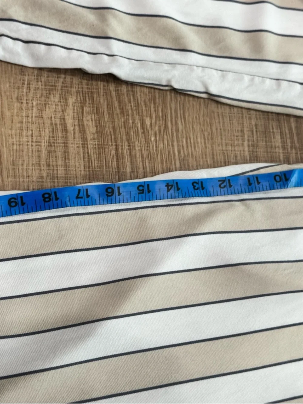 Abercrombie & Fitch Cream Wide-Leg Striped Button-Front Pants - Picture 6 of 8
